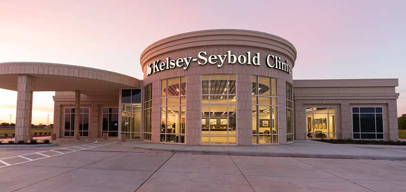 Exterior shot of Kelsey-Seybold's South Shore Harbour Clinic.