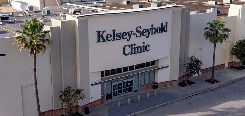 Exterior shot of Kelsey-Seybold's Gulfgate Clinic.